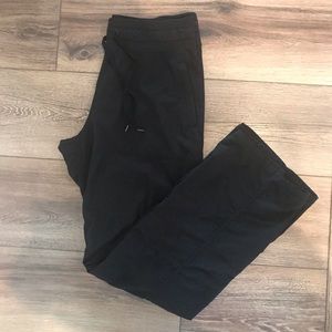 Woven Pant with elastic and tie waist